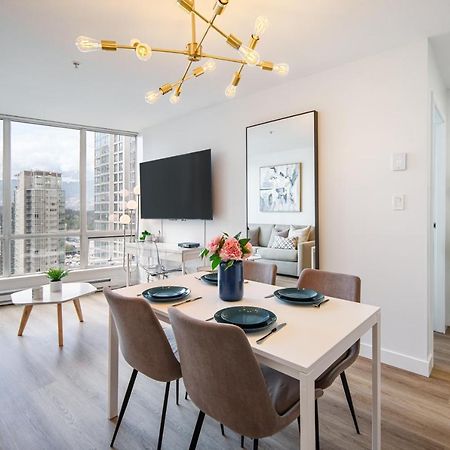 Best Location Downtown Chic Suites Vancouver Exterior foto