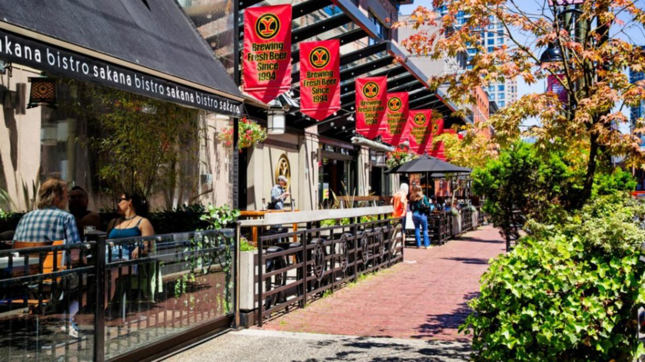 Best Location Downtown Chic Suites Vancouver Exterior foto