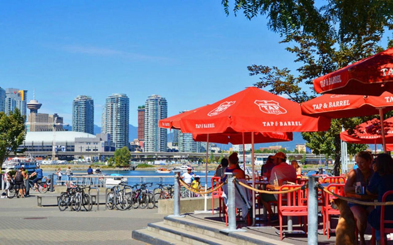 Best Location Downtown Chic Suites Vancouver Exterior foto