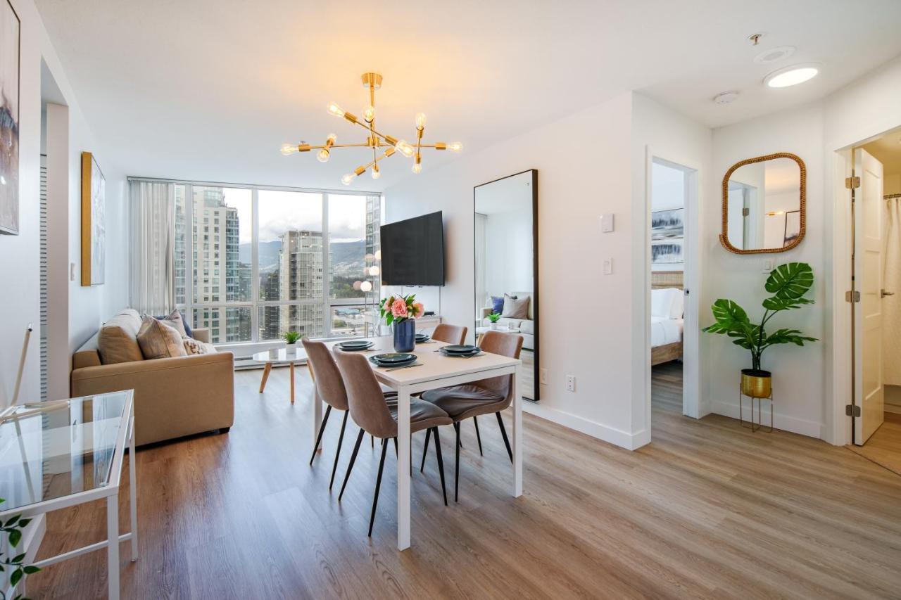 Best Location Downtown Chic Suites Vancouver Exterior foto