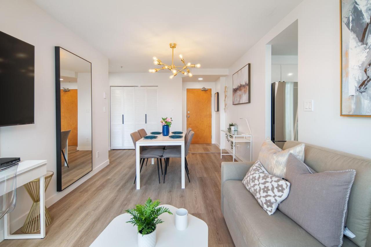 Best Location Downtown Chic Suites Vancouver Exterior foto