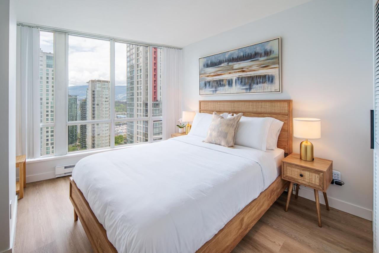 Best Location Downtown Chic Suites Vancouver Exterior foto